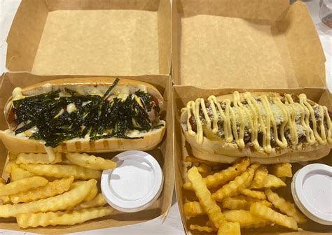 Lanay Hotdog .